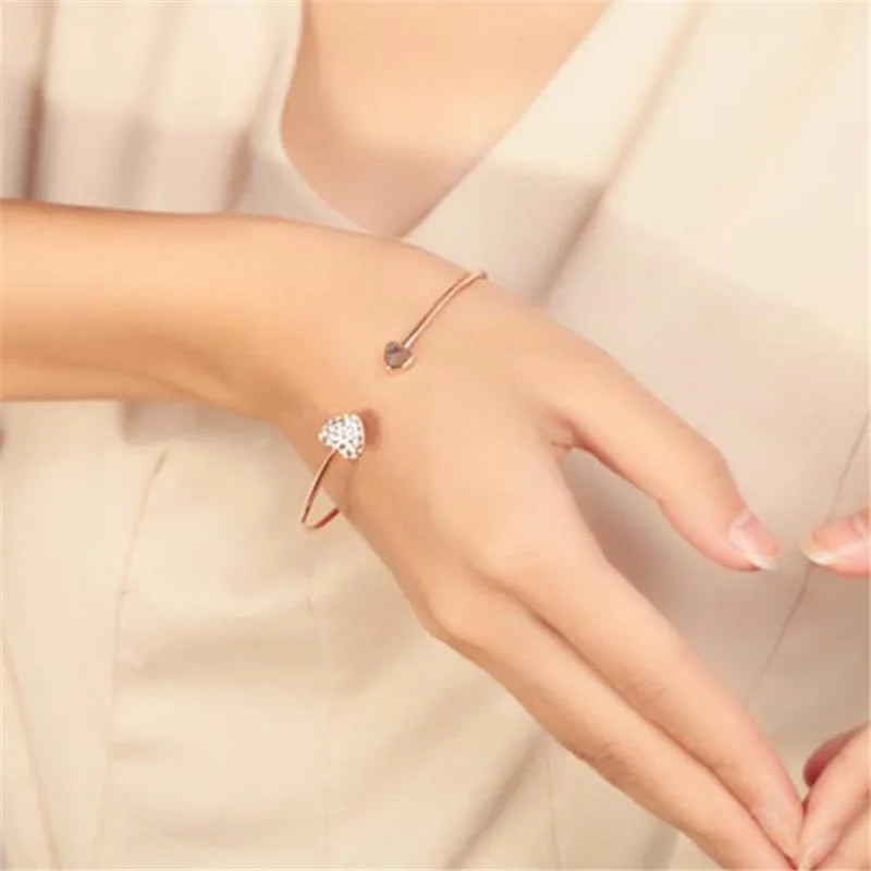 Woozu 2019 New Fashion Adjustable Crystal Double Heart Bow Bilezik Cuff Opening Bracelet For Women Jewelry Gift Mujer Pulseras