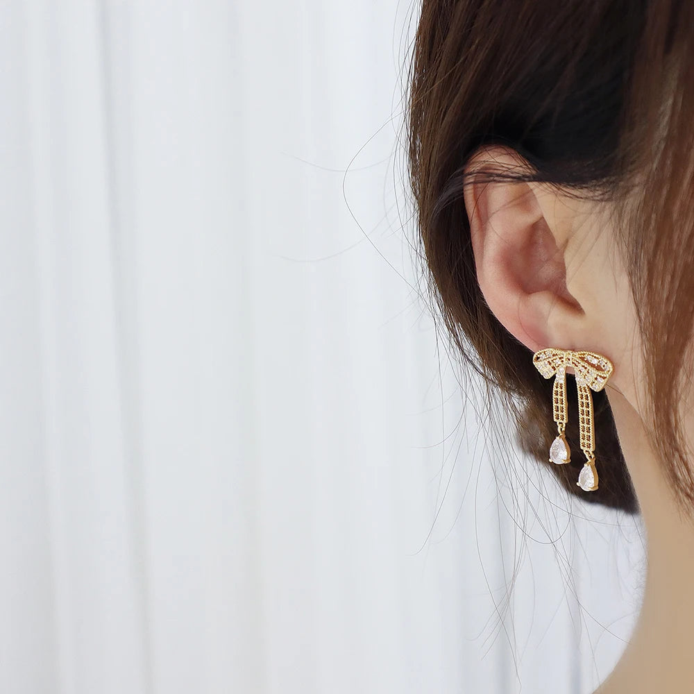 JUWANG Luxury Plated 14K Real Gold Leaves Earring Delicate Micro Inlaid Cubic Zircon CZ Stud Earrings Wedding Jewelry Pendant