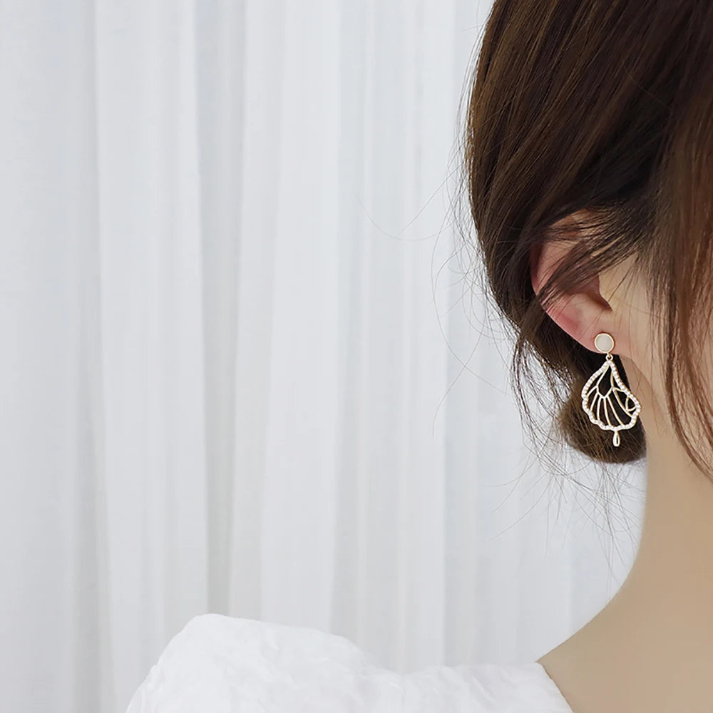 JUWANG Luxury Plated 14K Real Gold Leaves Earring Delicate Micro Inlaid Cubic Zircon CZ Stud Earrings Wedding Jewelry Pendant