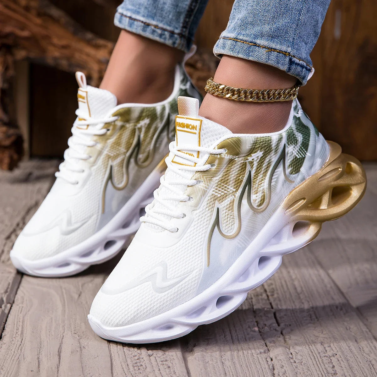Unisex Running Shoes Women Men Lightweight Mesh Breathable Comfortable Flat Soft Tennis Shoes Summer Lace-up Sneakers Woman