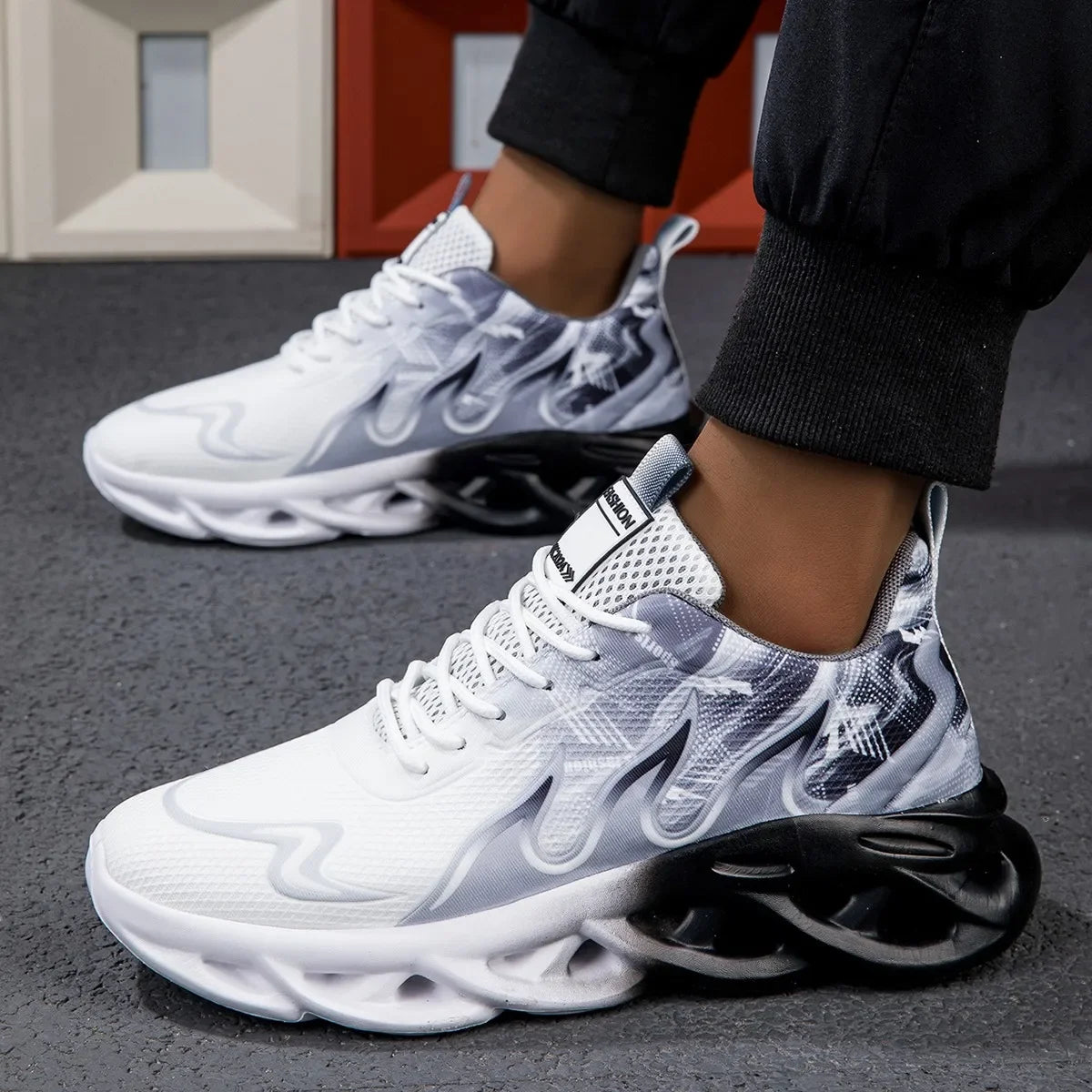 Unisex Running Shoes Women Men Lightweight Mesh Breathable Comfortable Flat Soft Tennis Shoes Summer Lace-up Sneakers Woman