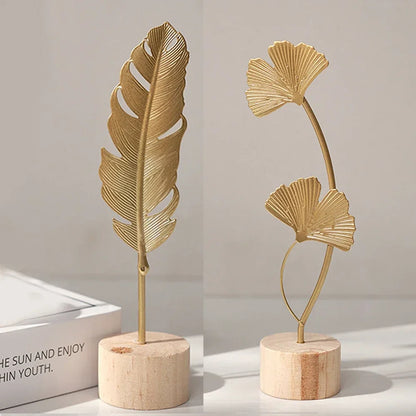1pc Golden Ginkgo Leaf Feather Metal Model Figurines Manual Desktop Crafts Ornaments Photo Props Statues Sculptures Home Decor