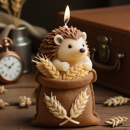 A cute hedgehog-shaped candle mold, resistant to high temperatures and not easily deformed, can be used to make scented candles/