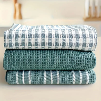 3-piece set of soft, absorbent kitchen towels – large, durable waffle-knit scrubbing cloths