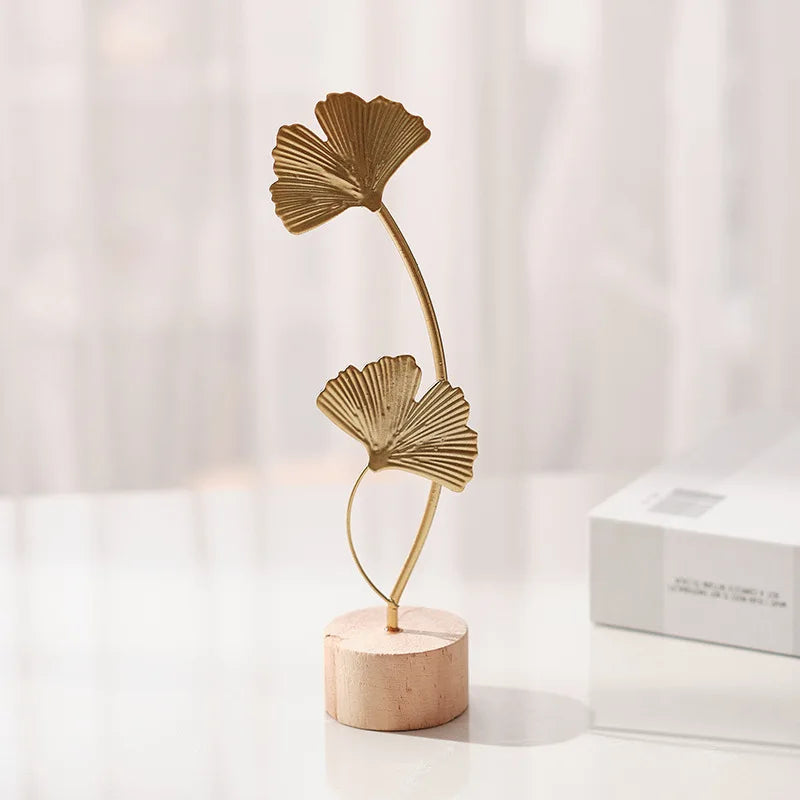 1pc Golden Ginkgo Leaf Feather Metal Model Figurines Manual Desktop Crafts Ornaments Photo Props Statues Sculptures Home Decor