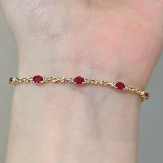 New in light luxury silver inlaid ruby diamond bracelet for women charm chain fine section exquisite high-end engagement jewelry