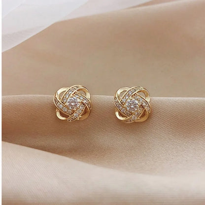 2025 Gifts Women Light Luxury Zircon Stud Earrings Simple Cross Hollow Geometric Exquisite Ear Jewellery Wedding Party
