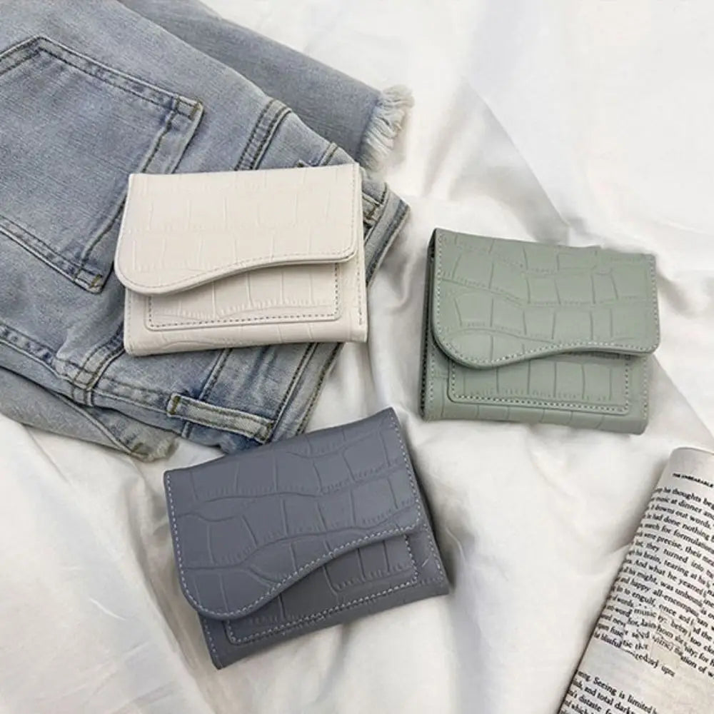 Women Mini Wallet Purse Female Short PU Leather Purse Solid Color Lightweight Fashion Multiple Card Positions for Student