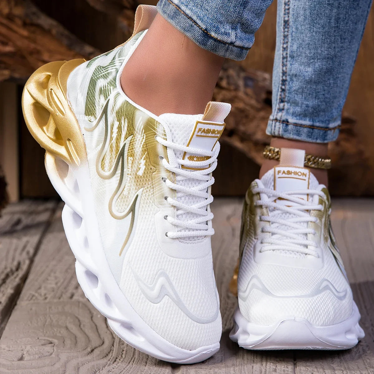 Unisex Running Shoes Women Men Lightweight Mesh Breathable Comfortable Flat Soft Tennis Shoes Summer Lace-up Sneakers Woman