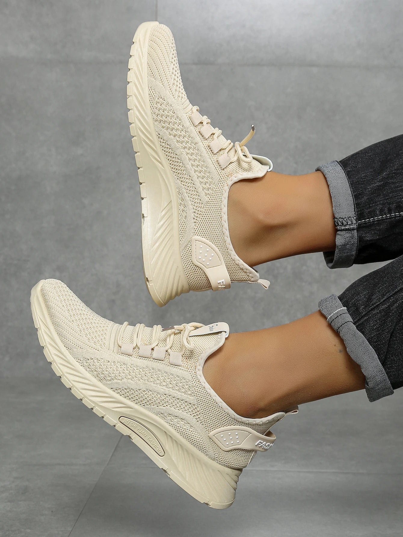 women shoes casual sneaker fall 2025 new fashion leisure sports single shoes wholesale cross-border factory trend fly weaving