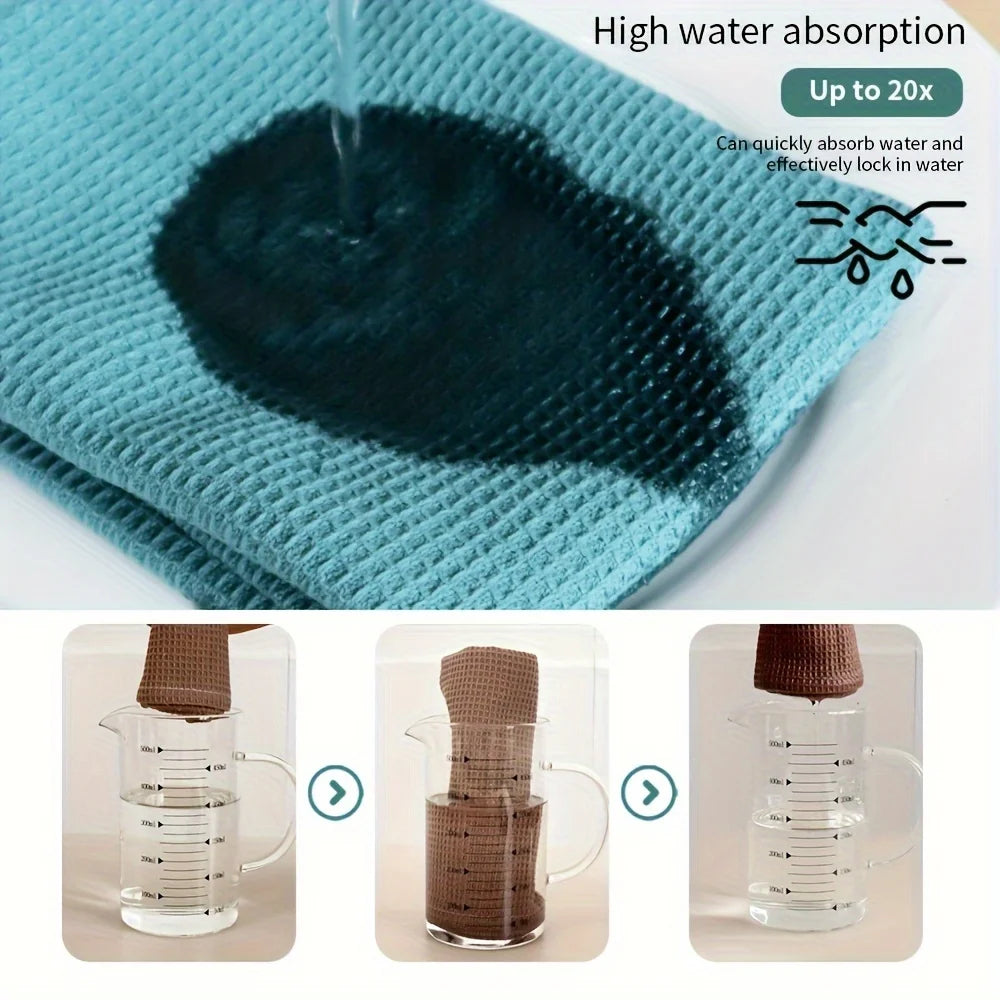 3-piece set of soft, absorbent kitchen towels – large, durable waffle-knit scrubbing cloths