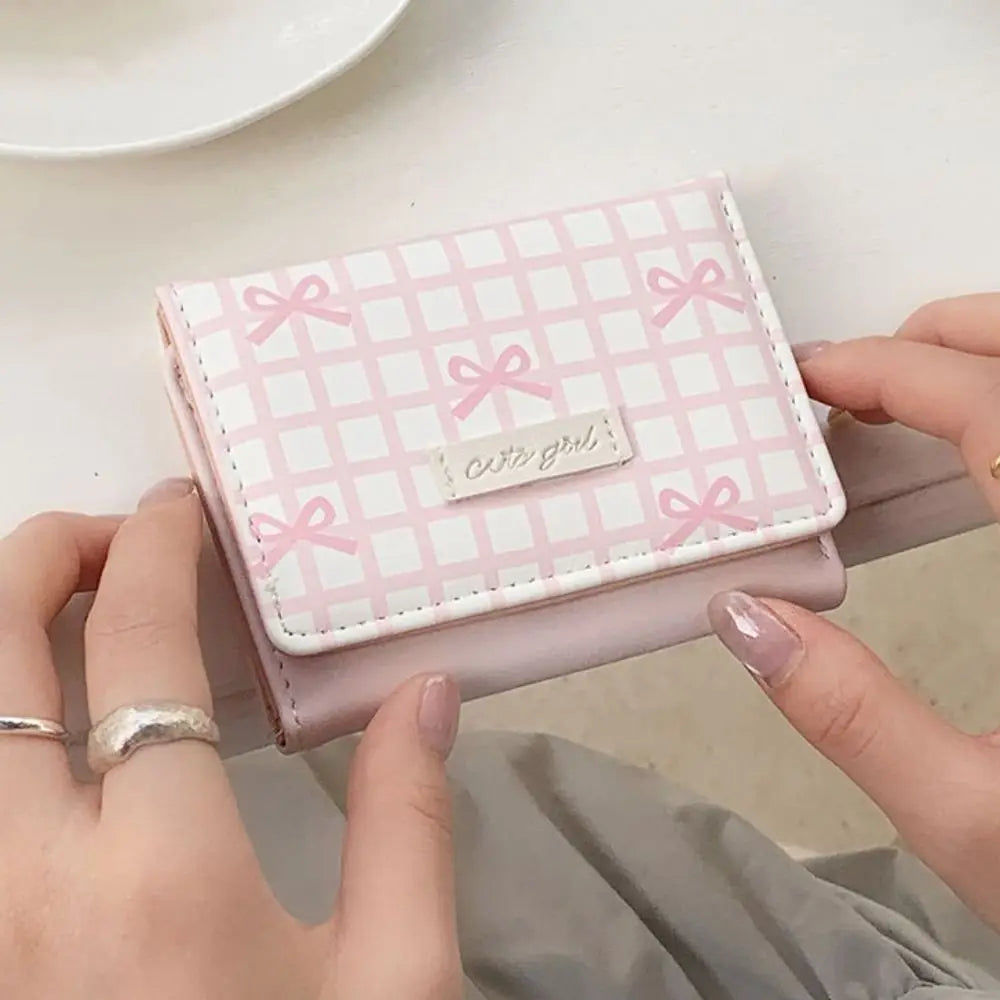 Portable Sweet Cute Tri-Fold Purses Multiple Card Slot Lattice Bow Short Wallet Candy Color PU Leather Women Card Holder Daily
